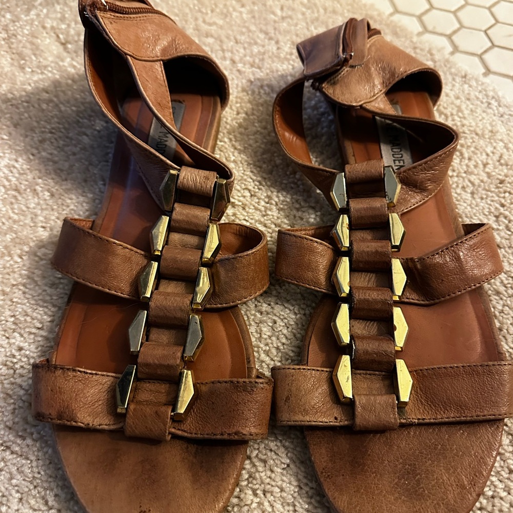 Steve Madden Brown and Gold Gladiator Sandals